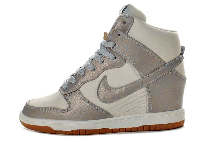 Nike Dunk Sky Hi soldes cru basket store
